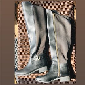 Tall black boots - never worn - size 7